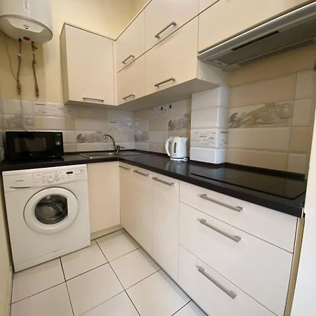 Bright Apartment In The Very Centre Lviv Kültér fotó
